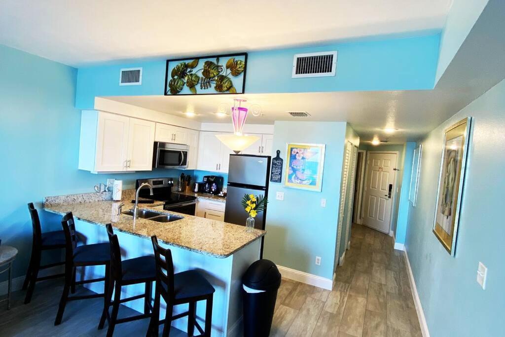 Luxury 10th Floor At The Wyndham Ocean Walk